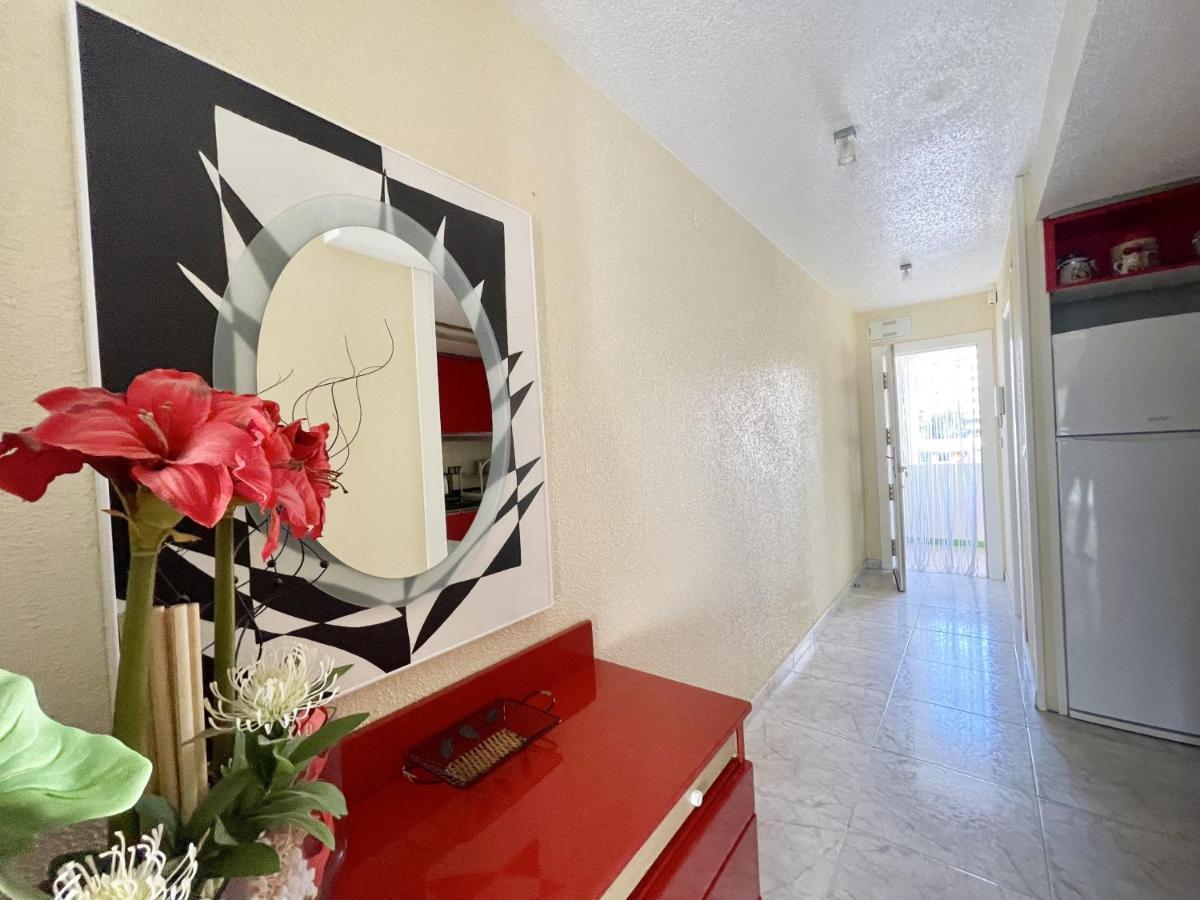 Magnificent Mediterraneo Apartment Benidorm Eksteriør bilde